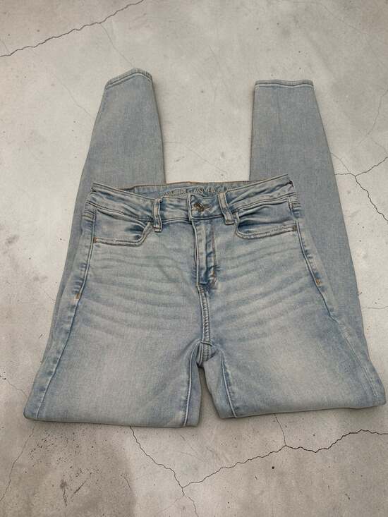 American Eagle Denim - American Eagle Next Level Stretch High-Rise Jegging Size 4